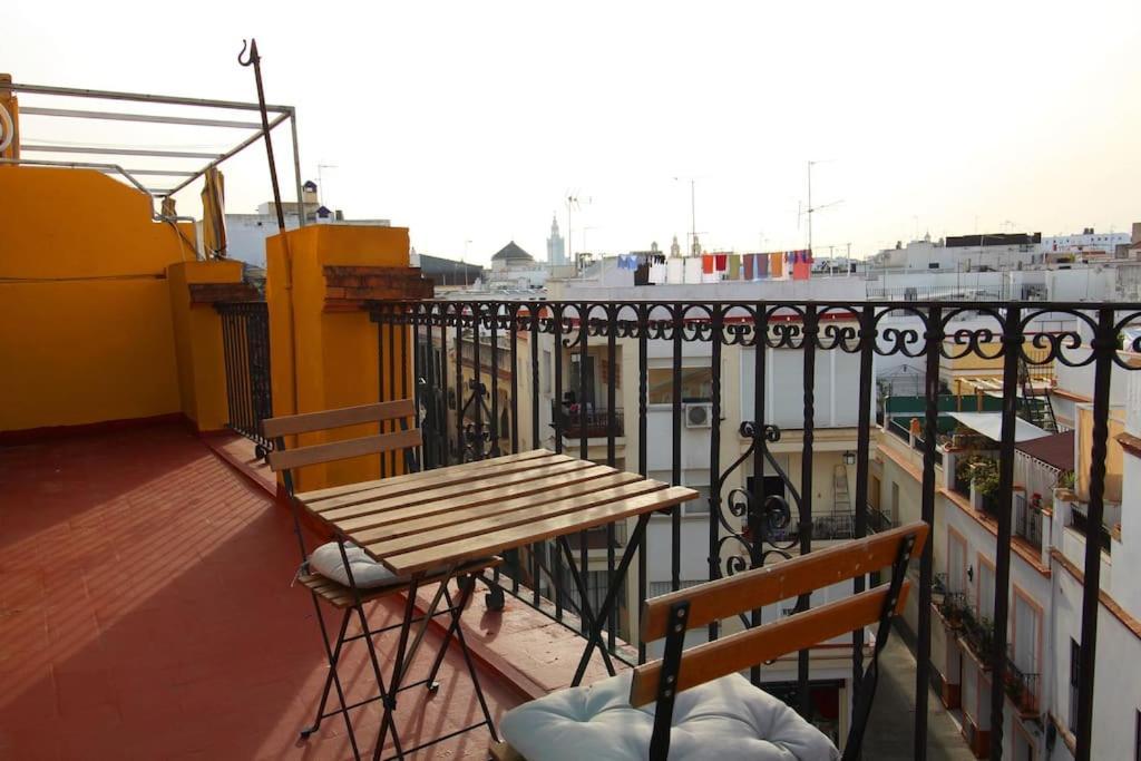 Suite Puerta Osario Con Terraza Σεβίλλη Εξωτερικό φωτογραφία